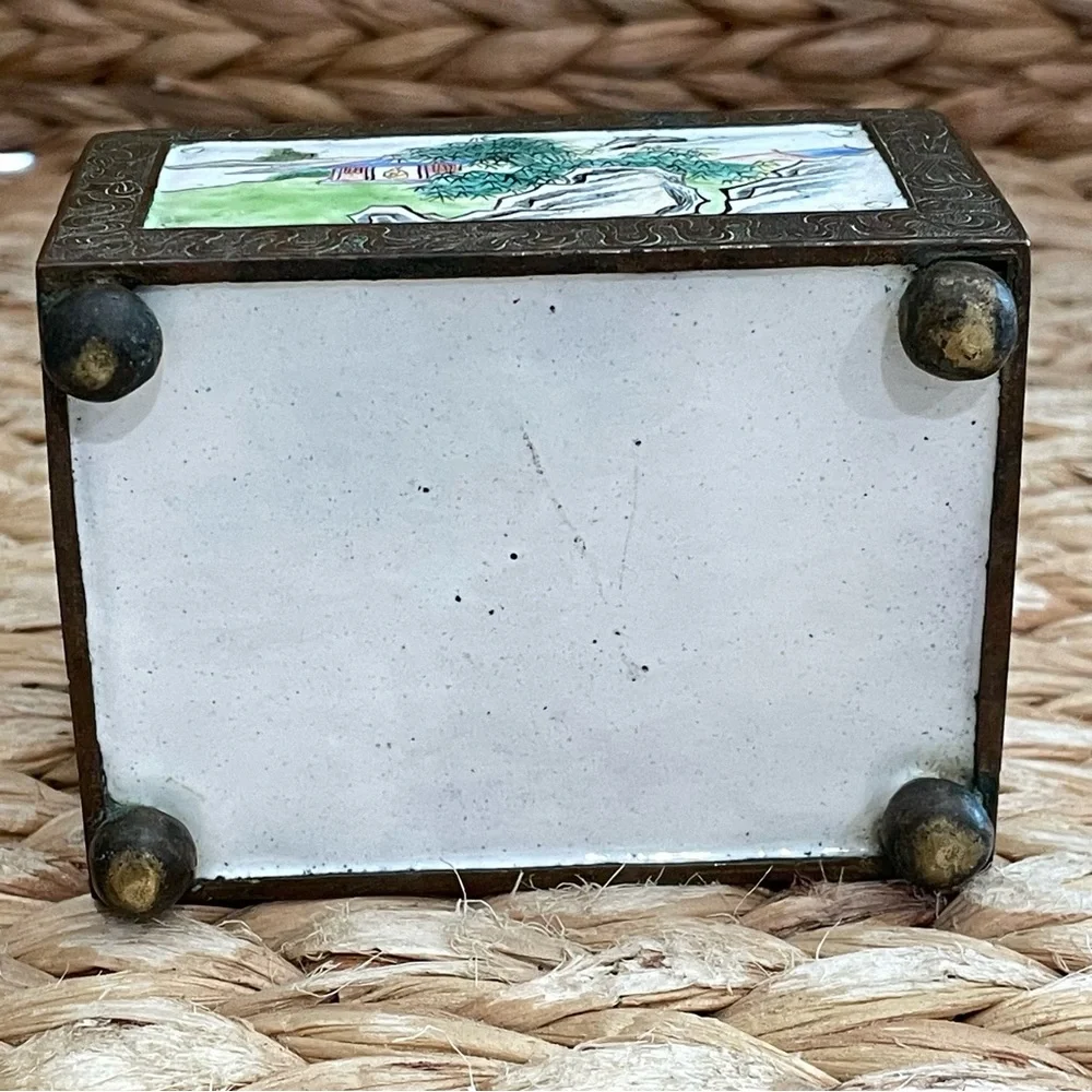 Antique Chinese Box Engraved Bronz Porcelain Painted‎